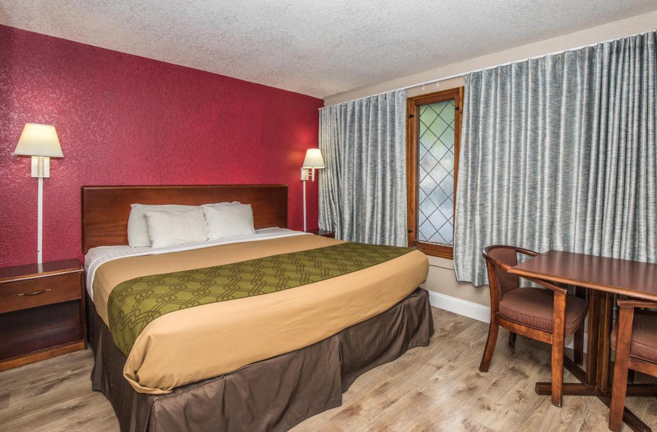 Chalet Inn Gatlinburg Εξωτερικό φωτογραφία