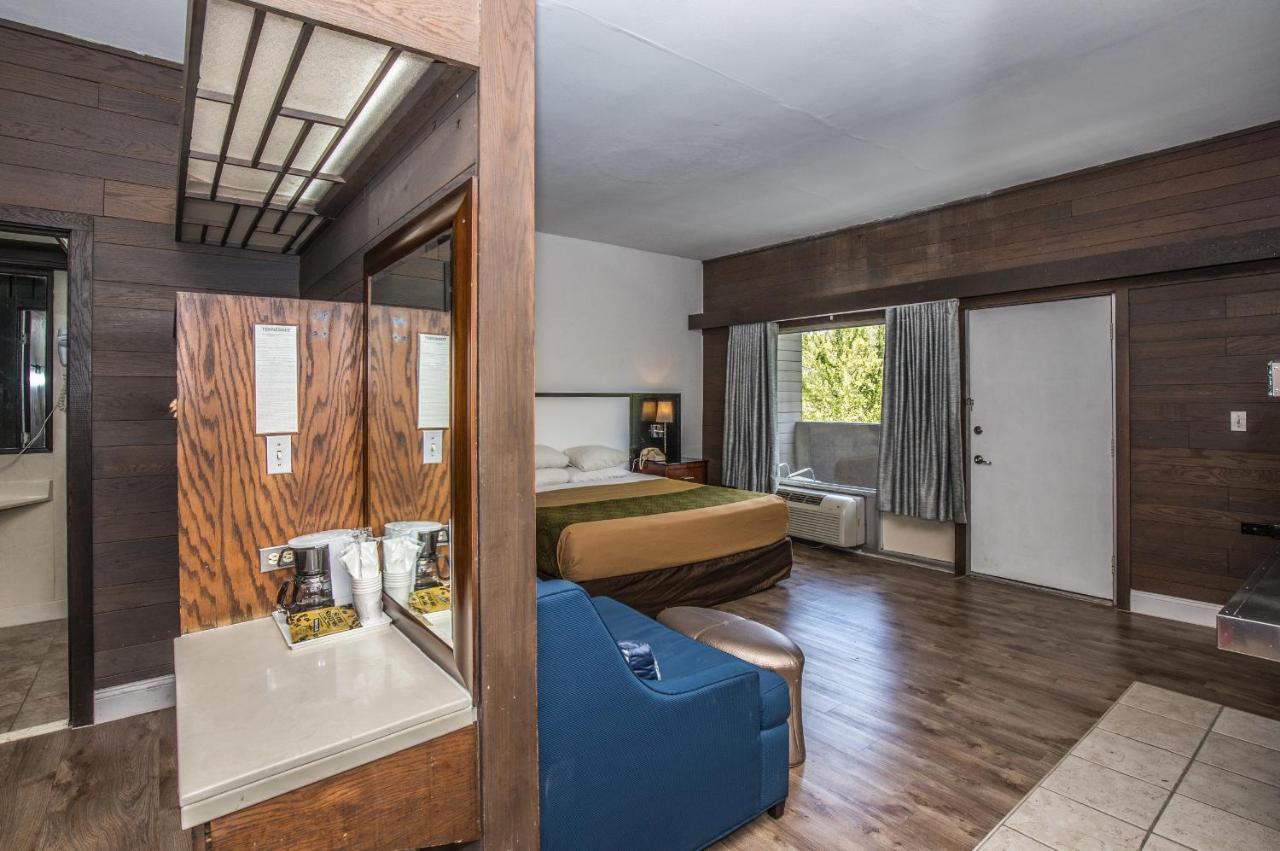 Chalet Inn Gatlinburg Εξωτερικό φωτογραφία